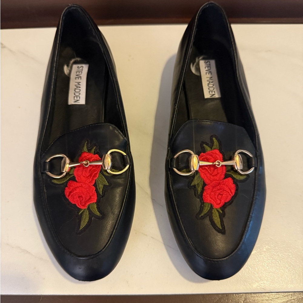 Steve Madden Black and Red Loafers with Tassel Accents